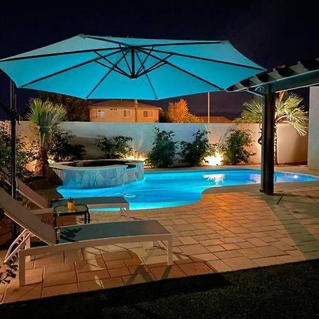 Home In Indio Coachella ภายนอก รูปภาพ