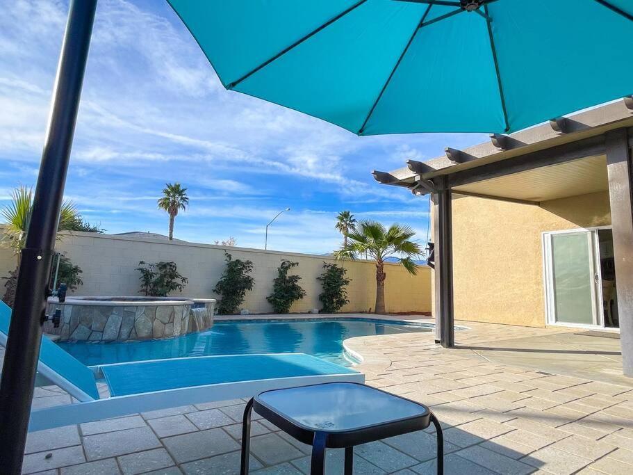 Home In Indio Coachella ภายนอก รูปภาพ